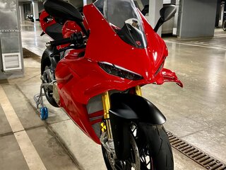 2024 Ducati Panigale V4, красный, 3950000 рублей, вид 2