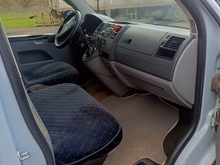2007 Volkswagen Caravelle T5, голубой, 1950000 рублей, вид 4
