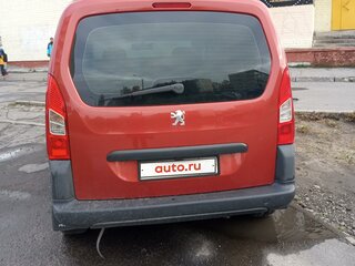 2008 Peugeot Partner II, красный, 600000 рублей, вид 3