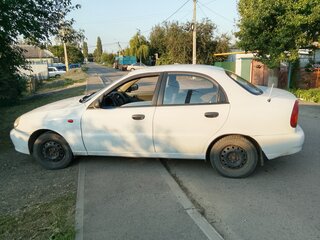 2007 Chevrolet Lanos I, белый, 277000 рублей, вид 3