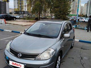 2011 Nissan Tiida I Рестайлинг, серый, 650000 рублей, вид 2