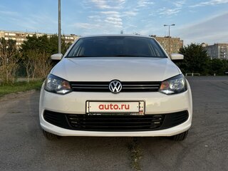 2015 Volkswagen Polo V, белый, 1250000 рублей, вид 2