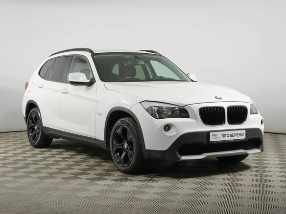 2012 BMW X1 20d I (E84), белый - вид 2