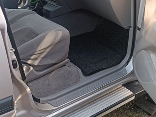 2003 Toyota Land Cruiser 105 100 Series Рестайлинг 1, серый, 2660000 рублей, вид 3