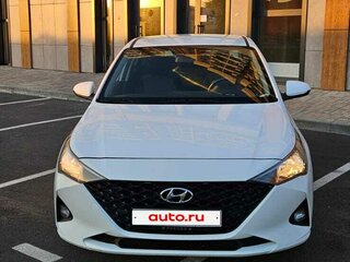 2021 Hyundai Solaris II Рестайлинг, белый, 1700000 рублей, вид 1