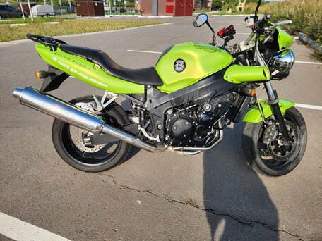 2002 Triumph Speed Four, зелёный, 280000 рублей, вид 3