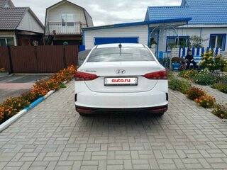 2021 Hyundai Solaris II Рестайлинг, белый, 1550000 рублей, вид 4