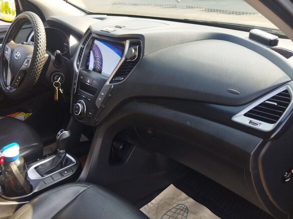 2016 Hyundai Santa Fe III Рестайлинг, чёрный, 2200000 рублей - вид 13