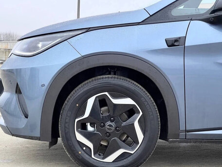 2025 BYD Dolphin 45.12 kWh I Рестайлинг, синий, 1620000 рублей, вид 4