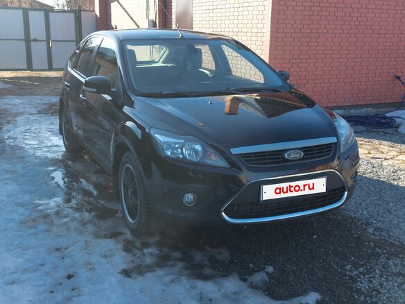 2009 Ford Focus II Рестайлинг, чёрный, 650000 рублей - вид 2