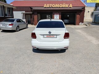2018 Volkswagen Polo V Рестайлинг, белый, 1100000 рублей, вид 3
