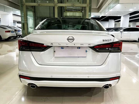 2023 Nissan Altima VI (L34) Рестайлинг, белый, 1890000 рублей, вид 5