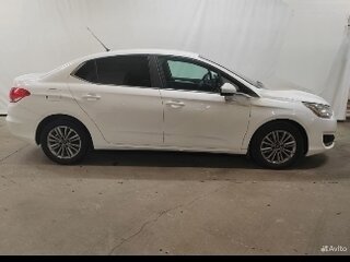 2016 Citroen C4 II, белый, 699000 рублей, вид 4