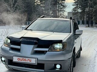 2004 Mitsubishi Outlander I, серебристый, 825000 рублей, вид 2