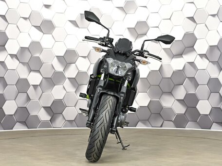 2019 Kawasaki Z 650, чёрный, 649000 рублей, вид 5