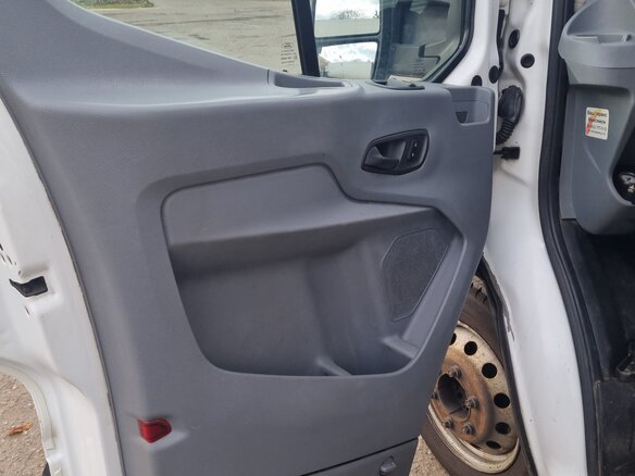 2018 Ford Transit, белый, 2100000 рублей - вид 8