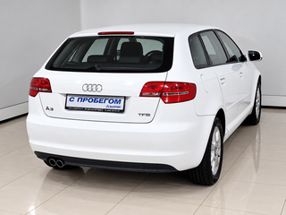 2011 Audi A3 II (8P) Рестайлинг 2, белый, 850000 рублей, вид 4