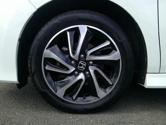 2017 Honda Stepwgn Spada V, белый, 1470000 рублей - вид 26