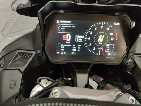 2024 Ducati Multistrada V4, пурпурный, 2700000 рублей, вид 5