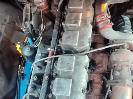 2003 Renault Magnum, серебристый, 1800000 рублей, вид 4