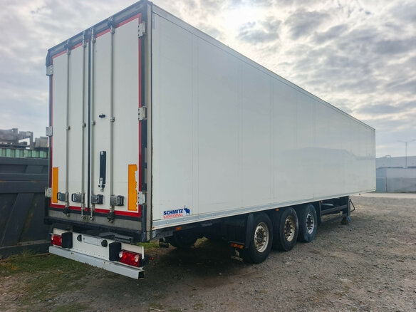 2017 Schmitz Cargobull SKO, белый, 4680000 рублей - вид 5