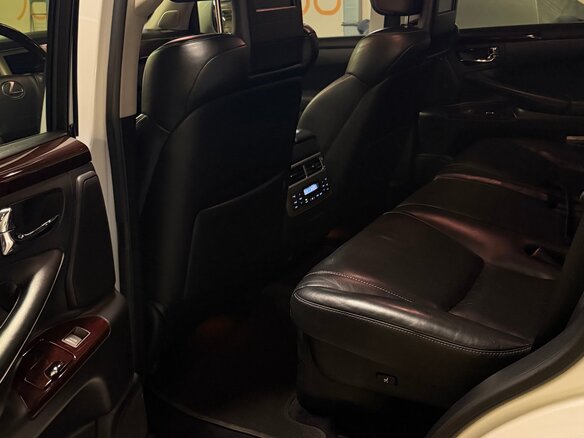 2013 Lexus LX Arctic Trucks 570 AT33 III Рестайлинг, белый, 4100000 рублей - вид 22