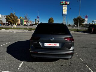 2020 Volkswagen Tiguan II, серый, 3190000 рублей, вид 4