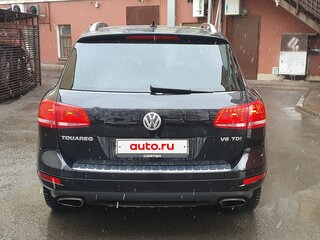 2012 Volkswagen Touareg II, чёрный, 2300000 рублей, вид 4
