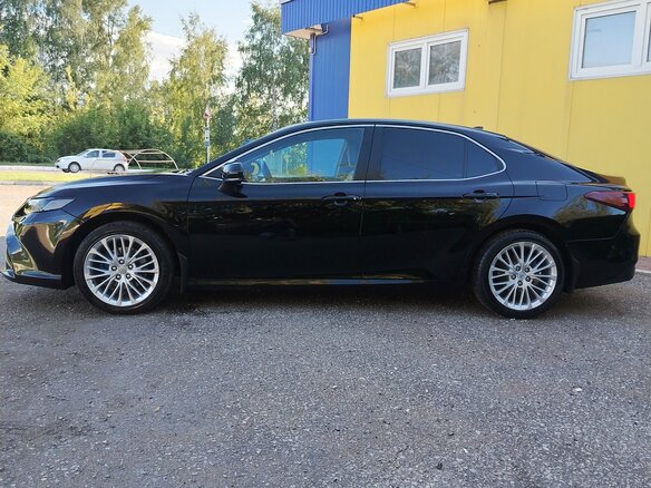 2018 Toyota Camry VIII (XV70), чёрный, 2420000 рублей - вид 7
