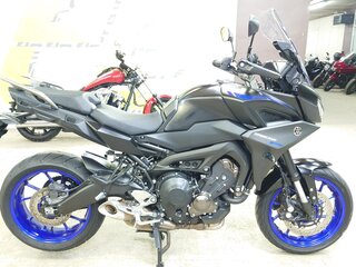 2018 Yamaha MT-09 Tracer (FJ-09), чёрный, 745000 рублей, вид 4