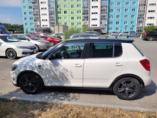 2012 Skoda Fabia II Рестайлинг, белый, 1150000 рублей, вид 2
