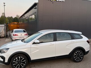 2024 Lada (ВАЗ) Vesta SW Cross I Рестайлинг (NG), белый, 1549000 рублей, вид 5