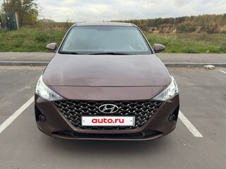 2021 Hyundai Solaris II Рестайлинг, коричневый, 1620000 рублей, вид 3