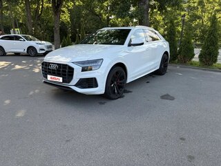 2019 Audi Q8 55 TFSI I (4M), белый, 5100000 рублей, вид 1
