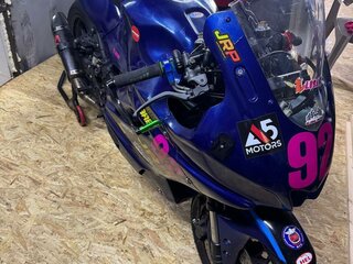 2020 Yamaha YZF-R3, чёрный, 650000 рублей, вид 2