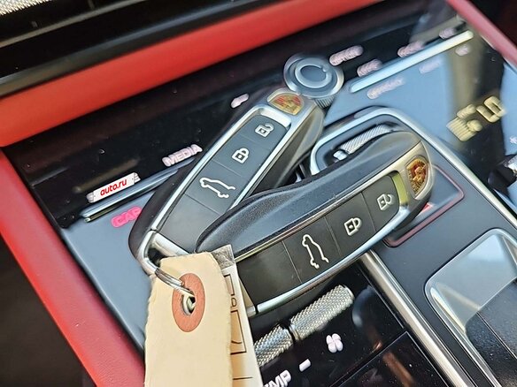 2022 Porsche Cayenne S III, серый, 9500000 рублей - вид 12