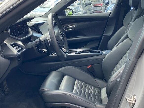 2024 Audi e-tron GT I, серебристый, 13115824 рублей - вид 15