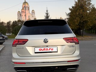 2020 Volkswagen Tiguan L II (China Market), серый, 2890000 рублей, вид 5