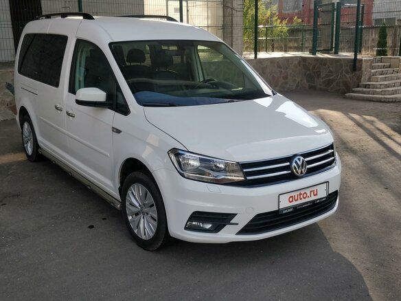 2015 Volkswagen Caddy Maxi IV, белый, 1700000 рублей