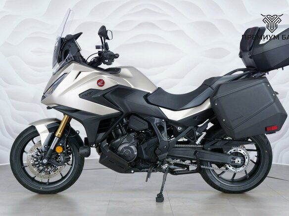 2025 Honda NT1100, серый, 1827000 рублей - вид 1