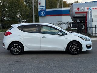 2015 Kia Ceed II Рестайлинг, белый, 659000 рублей, вид 5