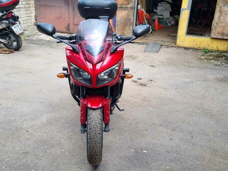 2009 Yamaha FZ1, красный, 625000 рублей, вид 2