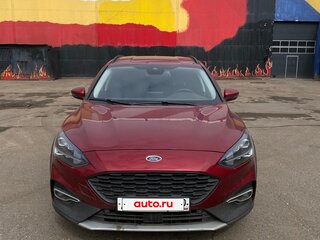 2019 Ford Focus Active IV, красный, 1900000 рублей, вид 3