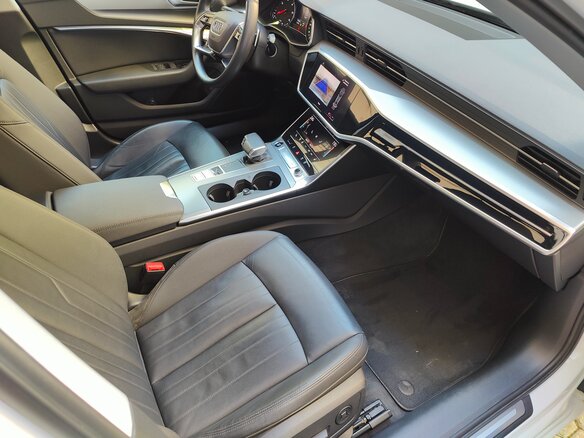 2021 Audi A6 40 TDI V (C8), белый, 3550000 рублей - вид 12