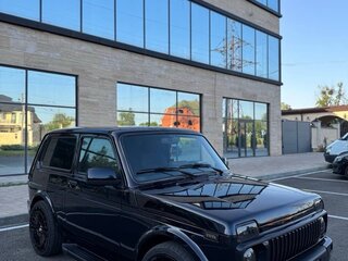 2018 Lada (ВАЗ) 2121 (4x4) I Рестайлинг, чёрный, 1100000 рублей, вид 3
