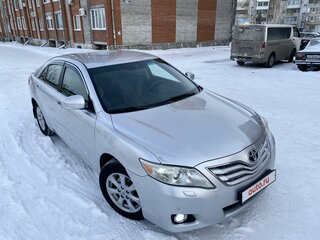2009 Toyota Camry VI (XV40) Рестайлинг, серебристый, 1370000 рублей, вид 5