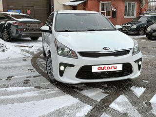 2020 Kia Rio IV, белый, 1100000 рублей, вид 5