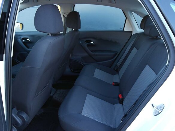 2014 Volkswagen Polo V, белый - вид 14