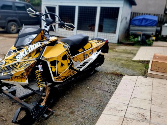 2011 BRP Ski-Doo Freeride, жёлтый, 720000 рублей - вид 2