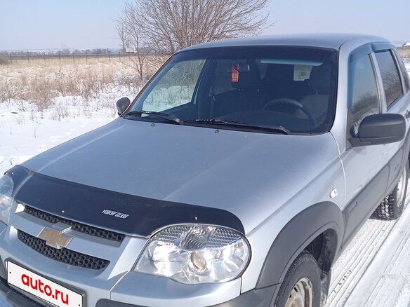2018 Chevrolet Niva I Рестайлинг, серебристый, 730000 рублей - вид 16